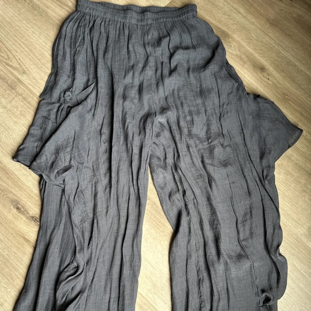 Forman Gray Lagenlook pants size M.